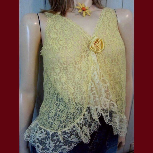 Boho Babe VTG 70s Sheer Chantilly Lace Vest Top - Picture 4 of 6
